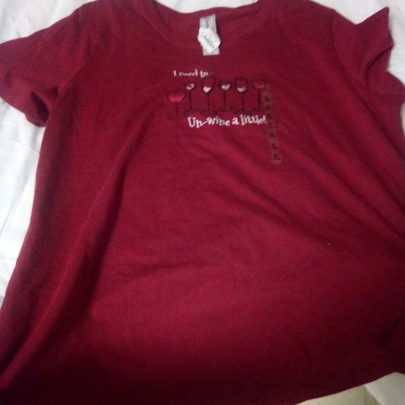 Beet red embroidered shirt - Picture 3 of 5